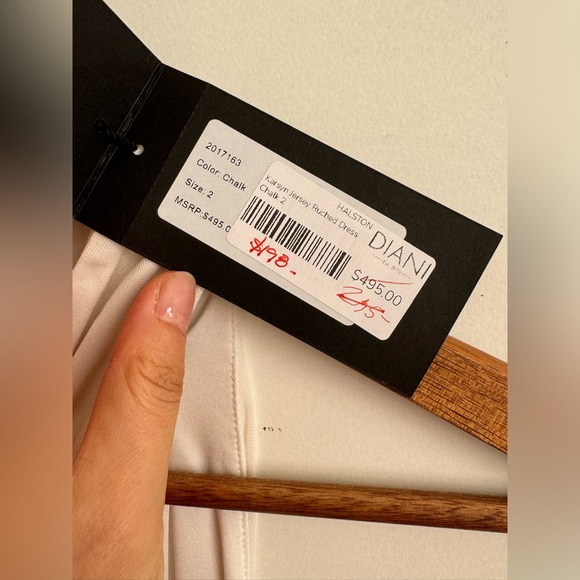 Halston NWT KARSYN JERSEY RUCHED DRESS - Picture 7 of 7